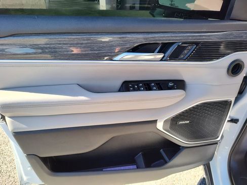 Used 2022 Jeep Wagoneer Series II image 14