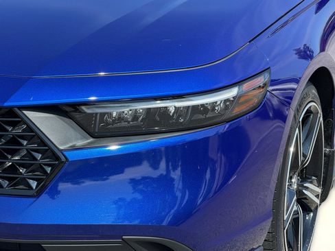 Used 2023 Honda Accord Sport image 12