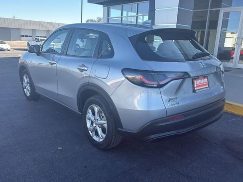 Used 2025 Honda HR-V LX image 2
