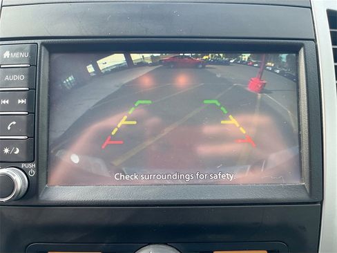 Used 2020 Nissan Frontier SV image 13