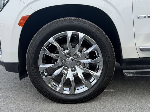 Used 2022 GMC Yukon Denali AWD/4WD image 12