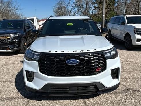 New 2026 Ford Explorer ST w/ Sun And Sound Package image 6