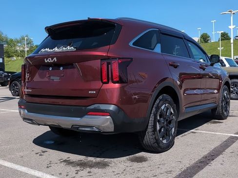 Used 2024 Kia Sorento S w/ Panoramic Sunroof Package AWD/4WD image 3