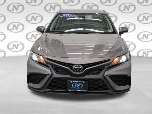 Used 2024 Toyota Camry SE FWD image 24