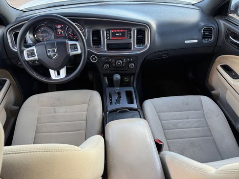 Used 2014 Dodge Charger SE image 17