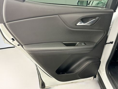 Used 2024 Chevrolet Blazer LT image 27