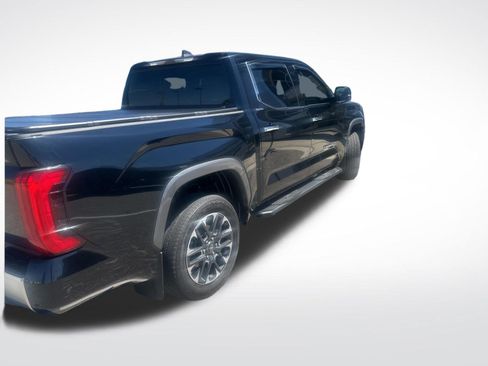 Used 2025 Toyota Tundra Limited AWD/4WD image 8
