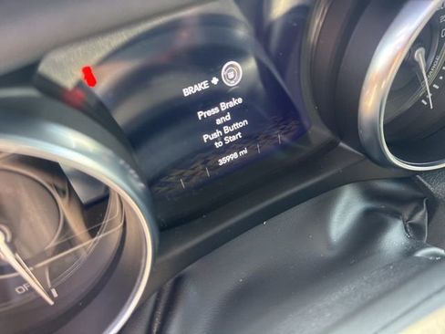 Used 2022 Jeep Wrangler Unlimited Sahara w/ Cold Weather Group AWD/4WD image 11