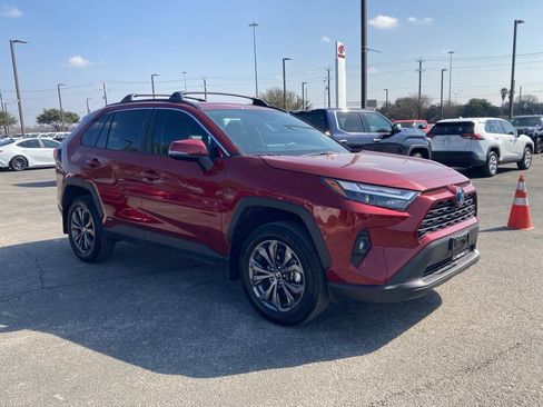 Certified 2024 Toyota RAV4 XLE Premium image 3