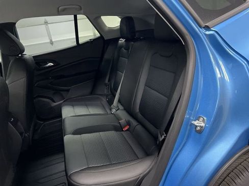 New 2026 Chevrolet Trax LT w/ Driver Confidence Package FWD image 22