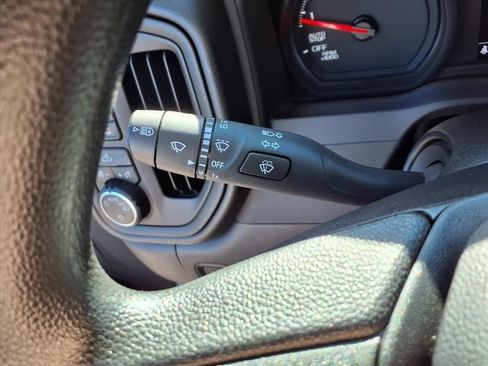 Used 2026 Chevrolet Silverado 1500 Custom image 9