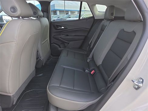 New 2026 Chevrolet Trax ACTIV w/ Sunroof Package image 14