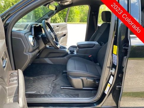 Used 2023 Chevrolet Colorado LT w/ LT Convenience Package AWD/4WD image 18
