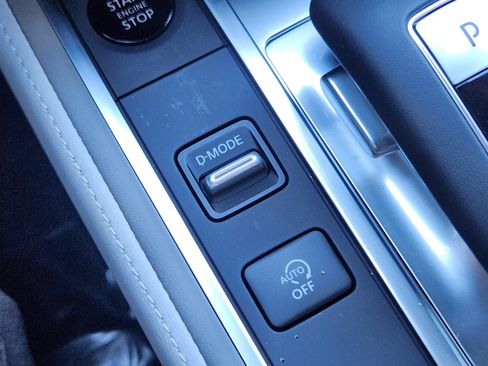 Used 2026 INFINITI QX60 Autograph w/ Dark Cargo Package image 31