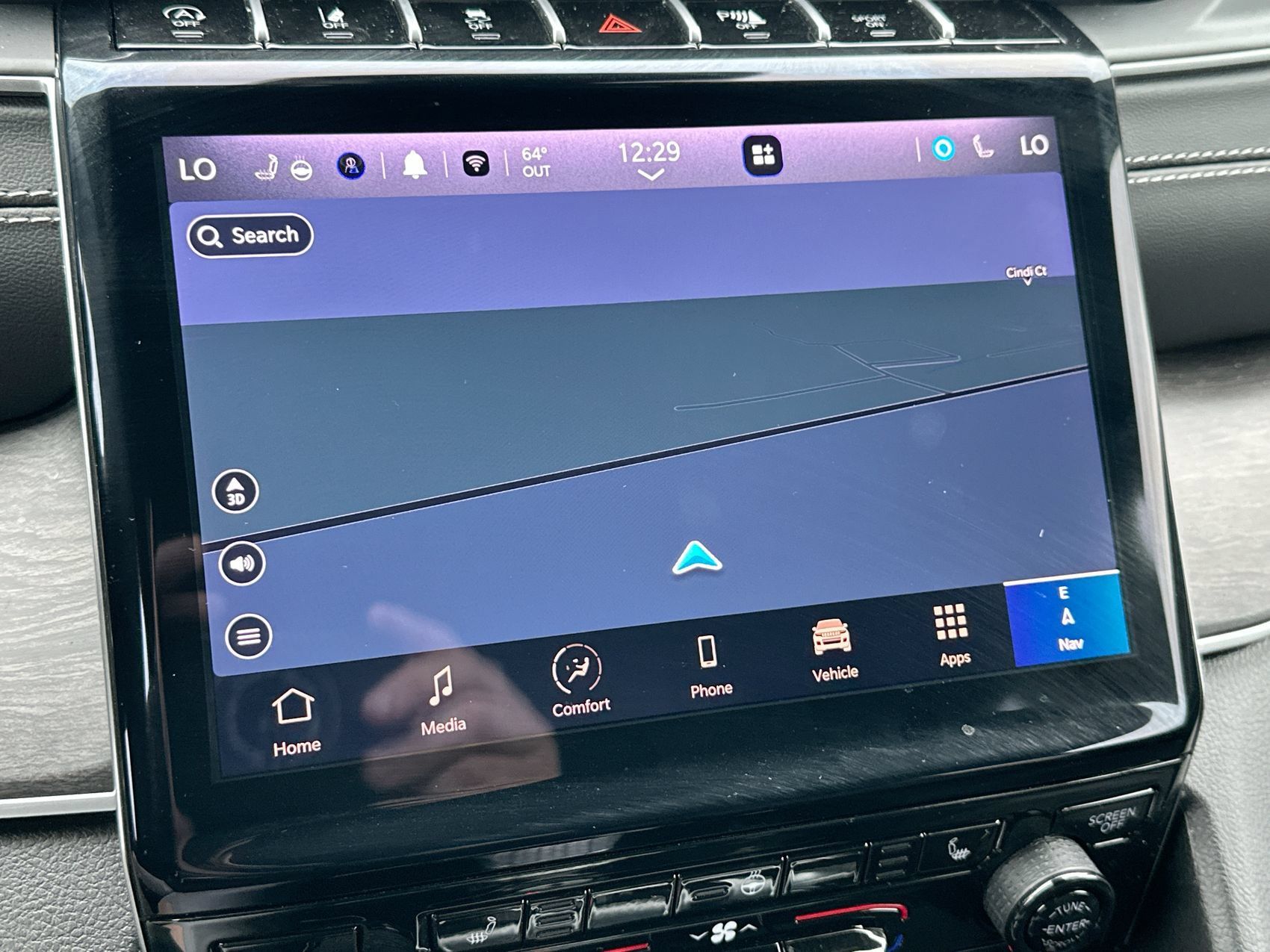 Used 2025 Jeep Grand Cherokee Limited RWD image 18