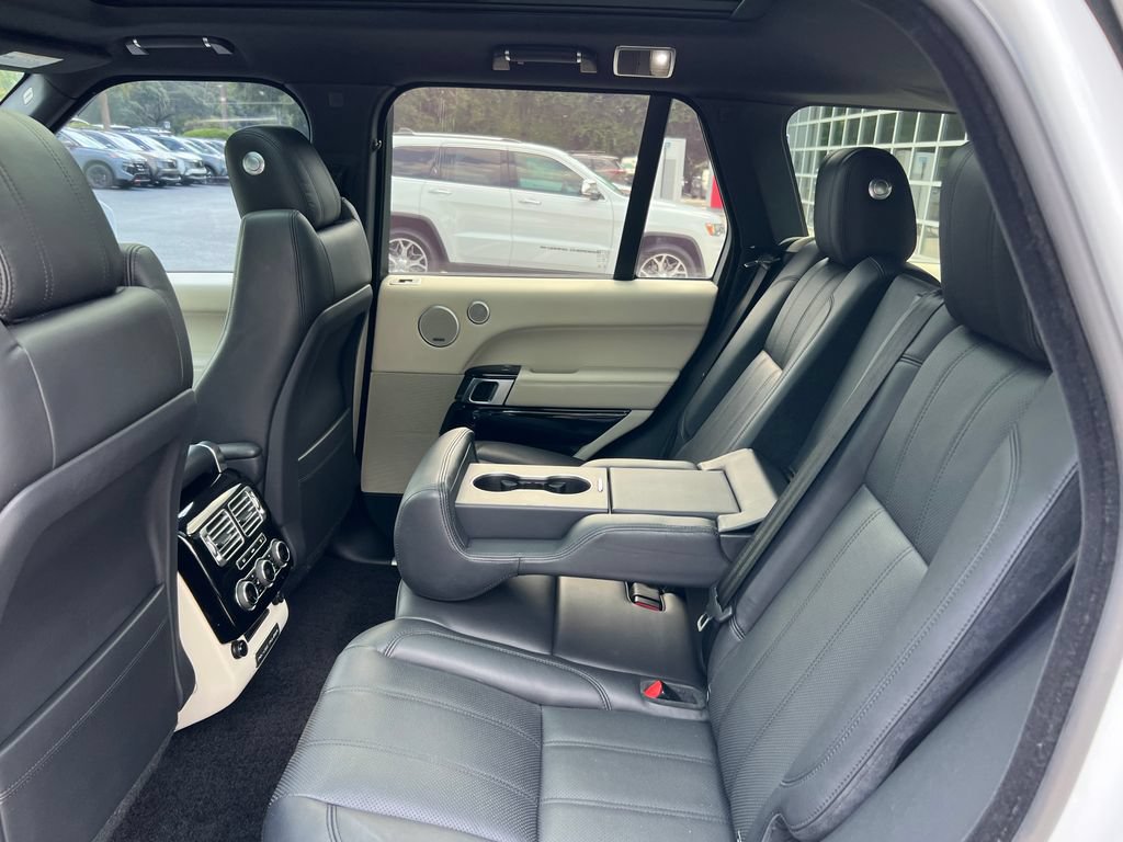 Used 2014 Land Rover Range Rover HSE AWD/4WD image 18