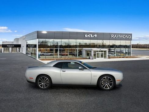Used 2022 Dodge Challenger R/T w/ Plus Package RWD image 2