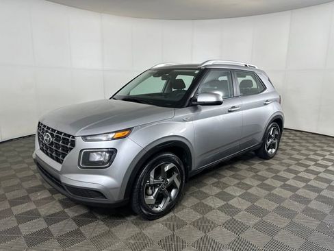 Certified 2023 Hyundai Venue SEL image 7