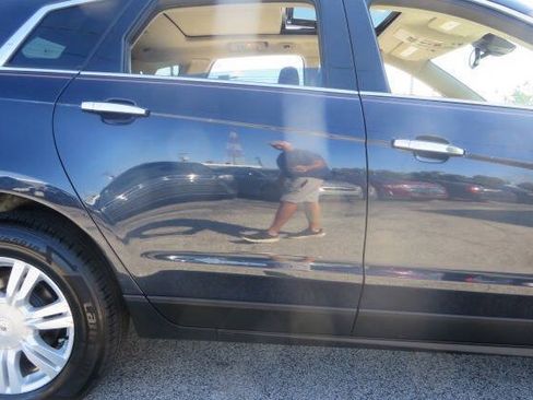 Used 2015 Cadillac SRX Luxury w/ Driver Awareness Package AWD/4WD image 39