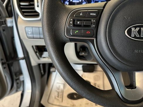 Used 2019 Kia Sportage LX w/ LX Popular Package AWD/4WD image 11