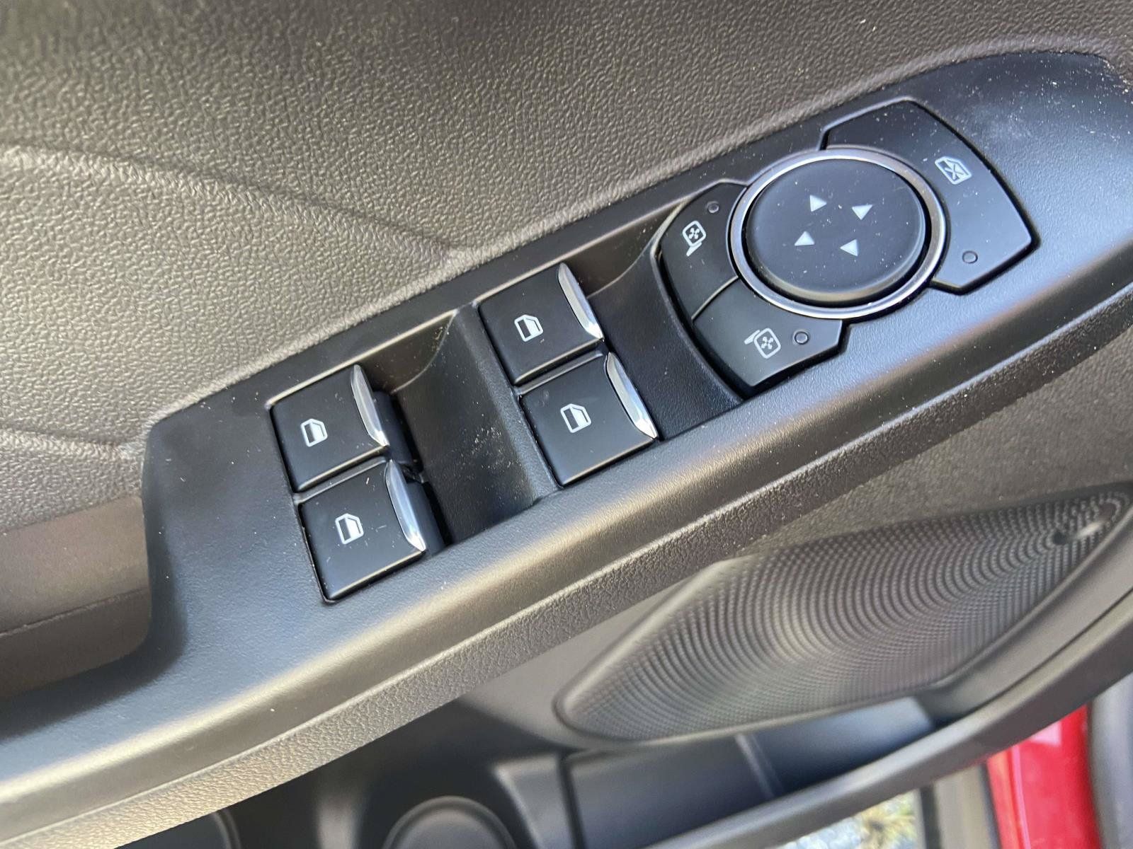 Used 2025 Ford Escape Active w/ Tech Pack #1 FWD image 19