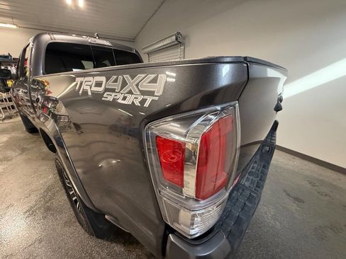 Used 2021 Toyota Tacoma SR5 image 6