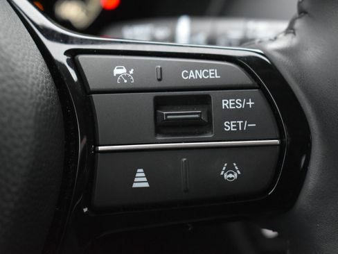 Used 2025 Honda HR-V EX-L image 23