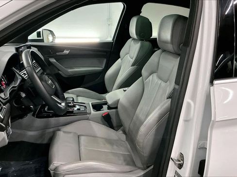Used 2023 Audi Q5 2.0T Premium w/ Convenience Package image 27