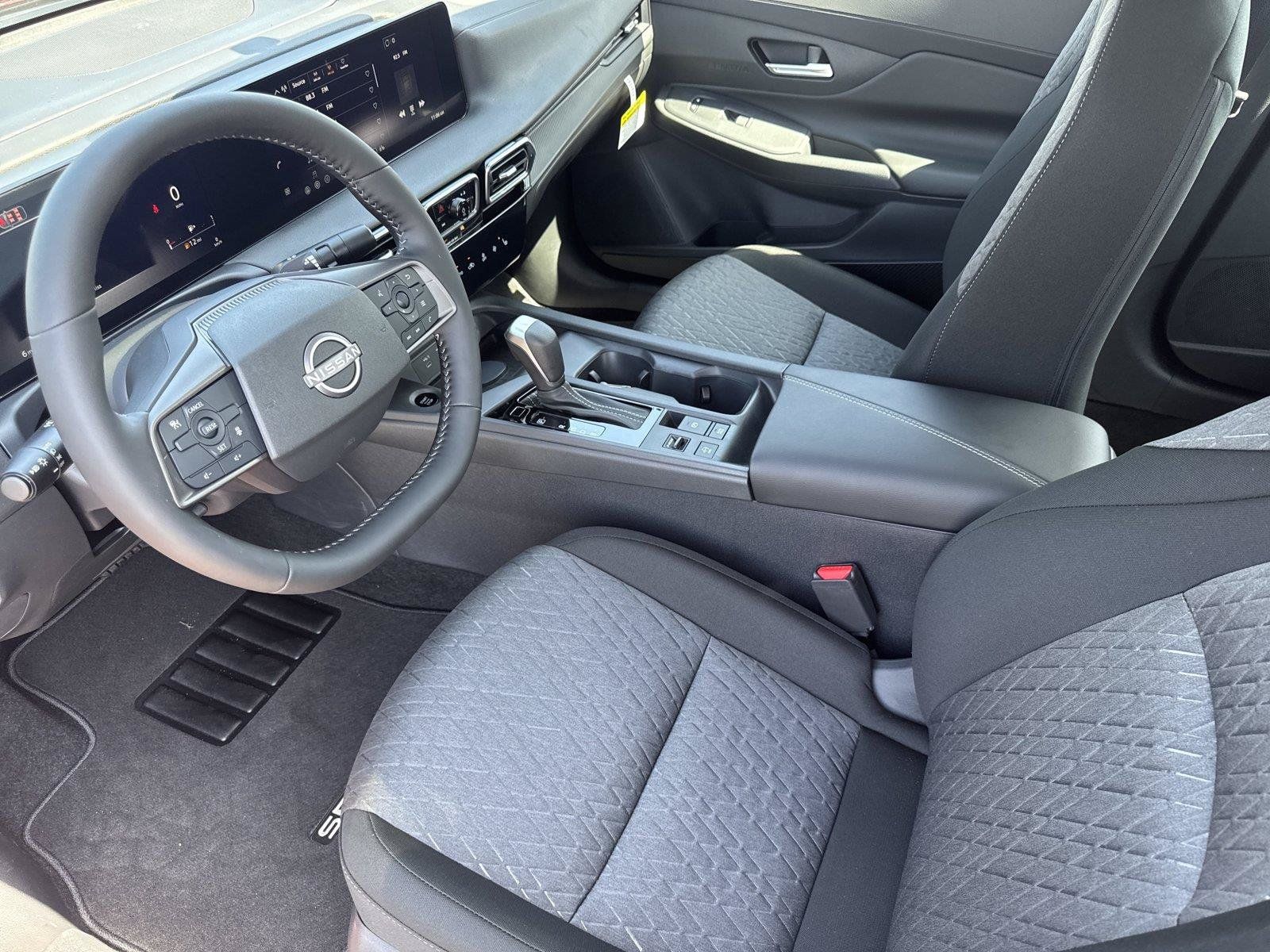 New 2027 Nissan Sentra SV w/ SV Convenience Package FWD image 9