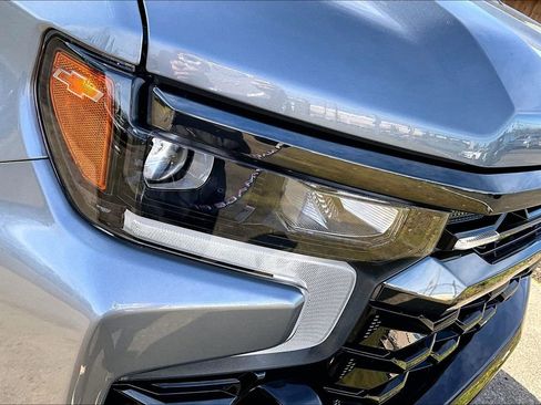 Used 2024 Chevrolet Silverado 1500 ZR2 image 28