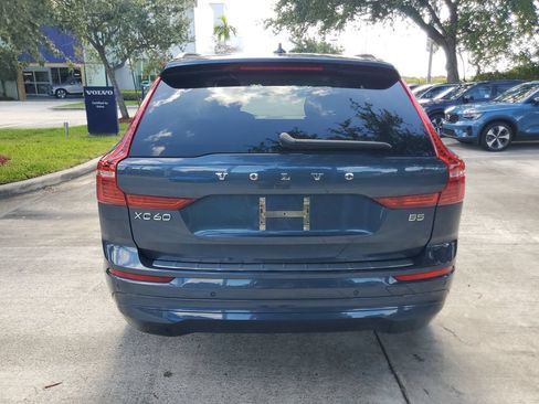 Certified 2023 Volvo XC60 B5 Core w/ Climate Package FWD image 5