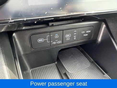 Used 2025 Hyundai Santa Cruz Limited AWD/4WD image 28