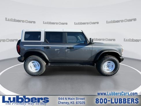 New 2025 Ford Bronco Heritage Edition image 9