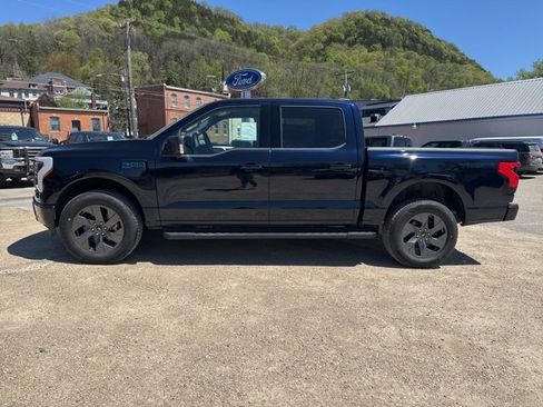 New 2025 Ford F150 Lightning Flash image 2