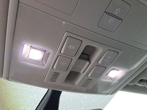 Used 2017 Volkswagen Golf Alltrack SE image 18