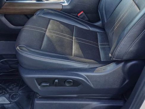 Used 2023 Chevrolet Silverado 1500 High Country w/ High Country Premium Package image 19