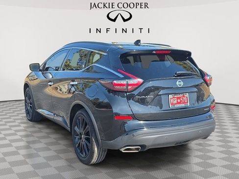 Used 2022 Nissan Murano SV w/ SV Midnight Edition Package image 7
