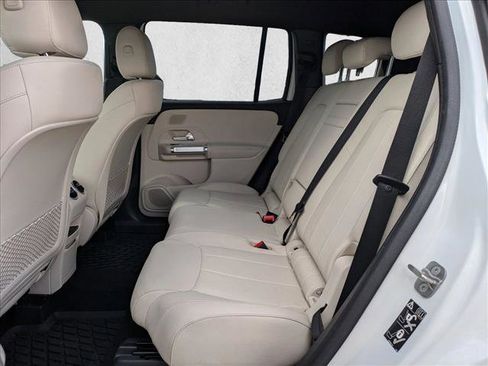 Certified 2025 Mercedes-Benz GLB 250 image 18