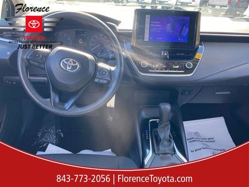 Used 2023 Toyota Corolla LE image 8