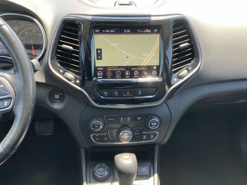 Used 2021 Jeep Cherokee Limited w/ Elite Package AWD/4WD image 35