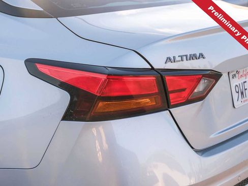 Used 2023 Nissan Altima 2.5 SV FWD image 7