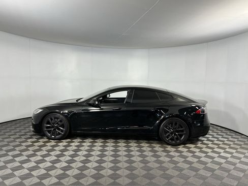 Used 2021 Tesla Model S Plaid image 10