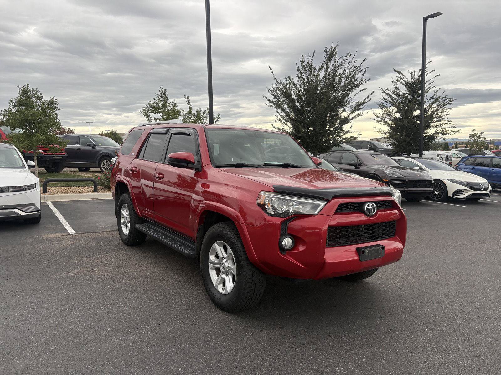 Used 2016 Toyota 4Runner SR5 AWD/4WD image 1