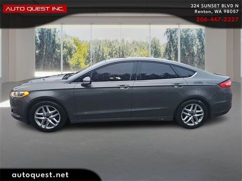 Used 2013 Ford Fusion SE image 8