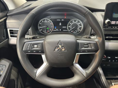 Used 2022 Mitsubishi Outlander ES AWD/4WD image 20