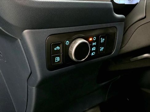 New 2026 Ford Maverick XL FWD image 18