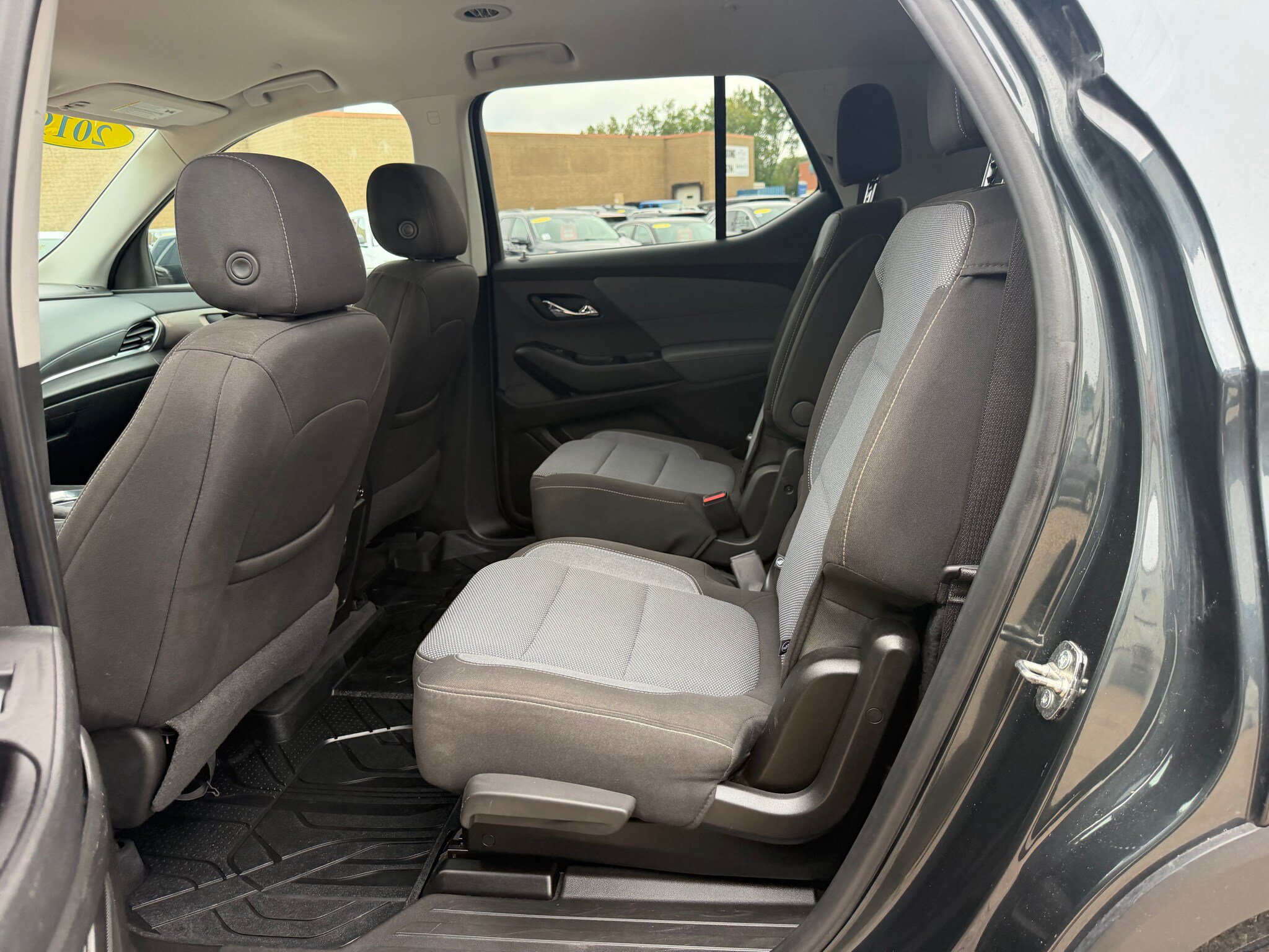 Used 2019 Chevrolet Traverse LT w/ LPO, Floor Liner Package AWD/4WD image 7