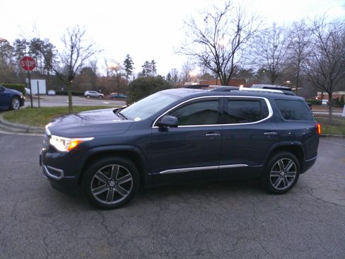 Used 2019 GMC Acadia Denali w/ Technology Package image 8