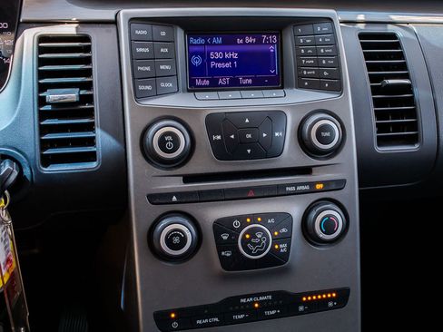 Used 2013 Ford Flex SE FWD image 19