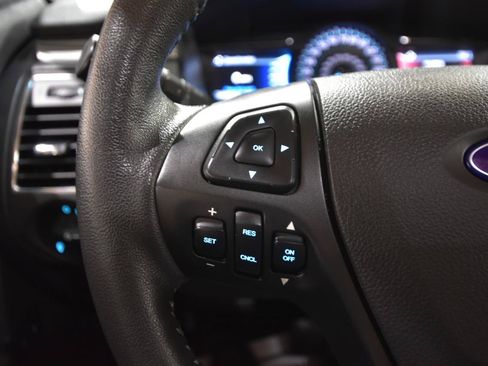 Used 2019 Ford Flex Limited w/ Limited Appearance Package AWD/4WD image 17
